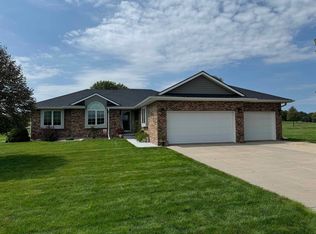 3410 S Smokey Hill Rd, Hastings, NE 68901