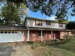 809 NW 41st St, Lawton, OK 73505