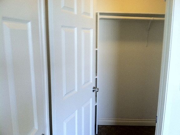 3rd image of 12611 Pacific Ave APT 201