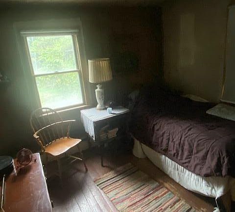 5th image of 425 Hazle St