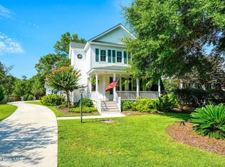 5122 Fernwood Dr, Southport, NC 28461