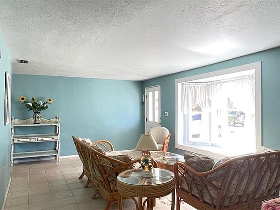 5th image of 2233 Alice Rd