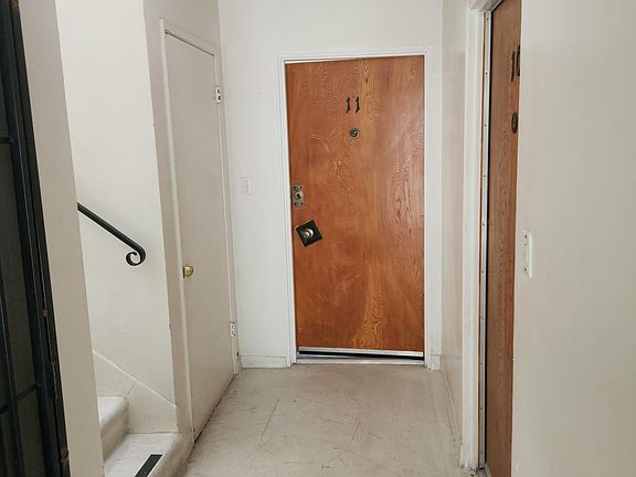 2nd image of 1735 Winona Blvd #3