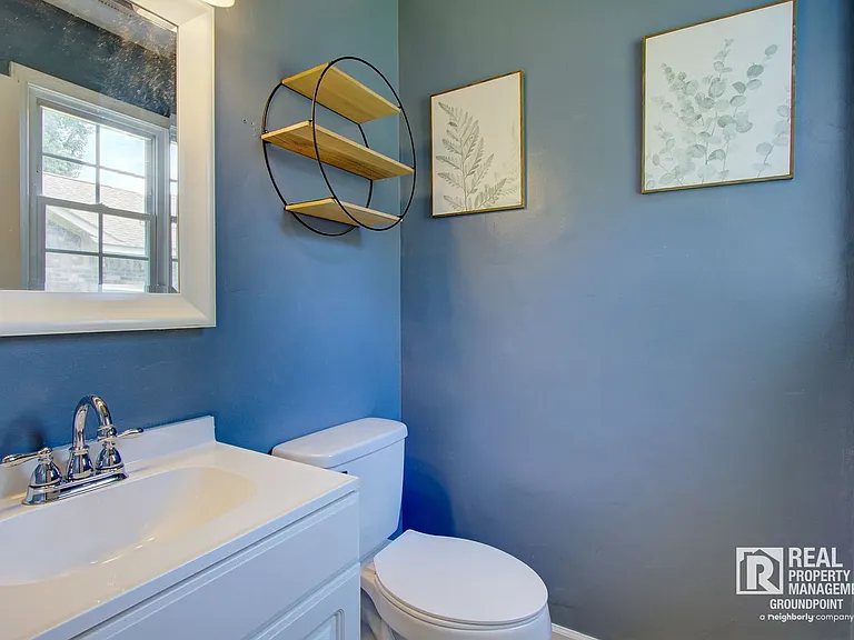 443 Robin Dr — Photo 15