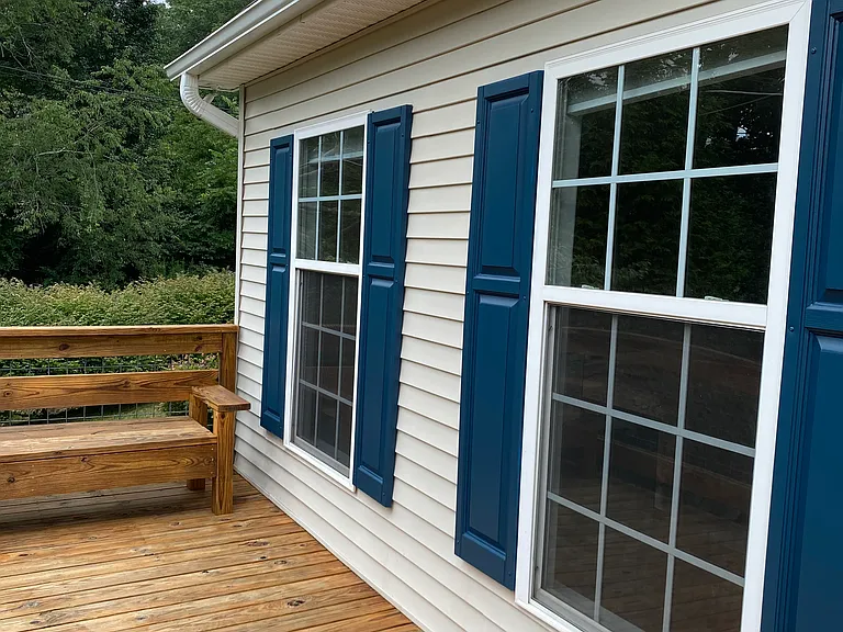 Expansive Back Deck