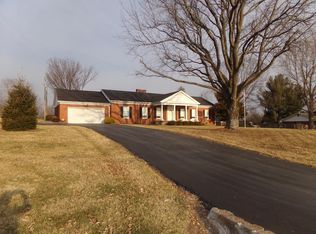 5127 Main St, Mayslick, KY 41055
