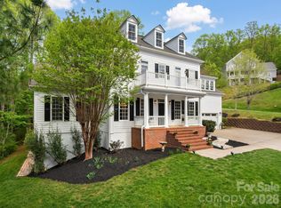 21 Dianthus Dr, Asheville, NC 28803