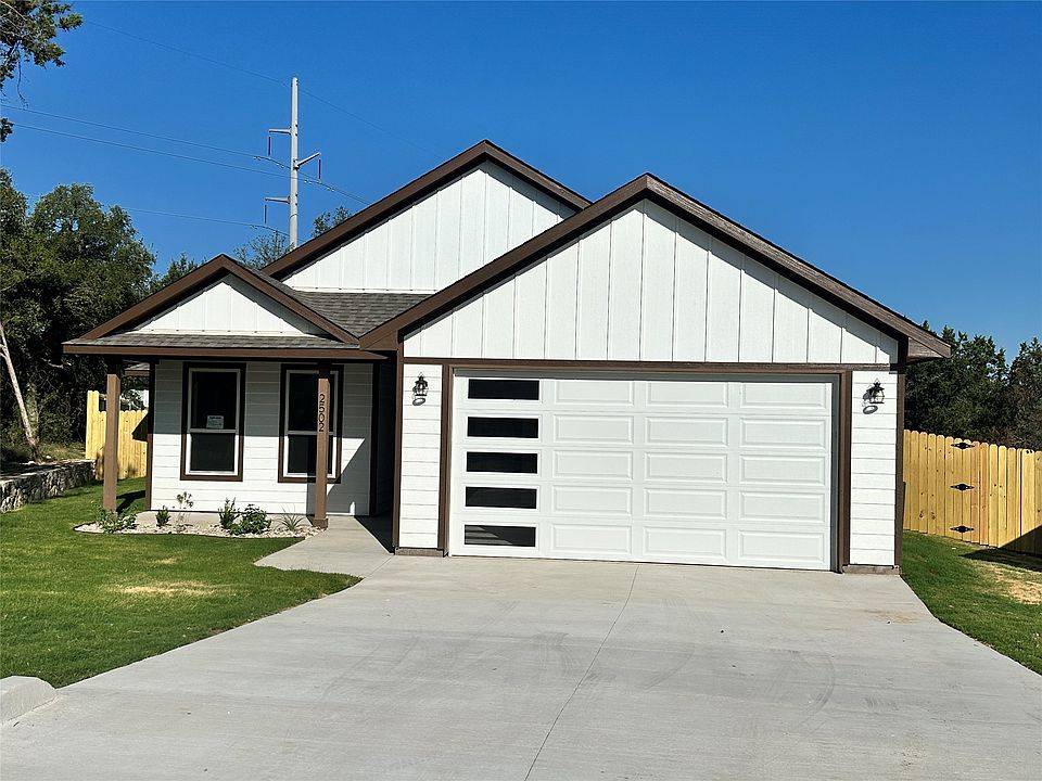 1st image of 2502 Austin Ct