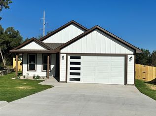 2502 Austin Ct, Granbury, TX 76048