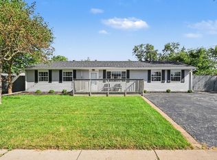 9224 Magnolia Ave, Mokena, IL 60448