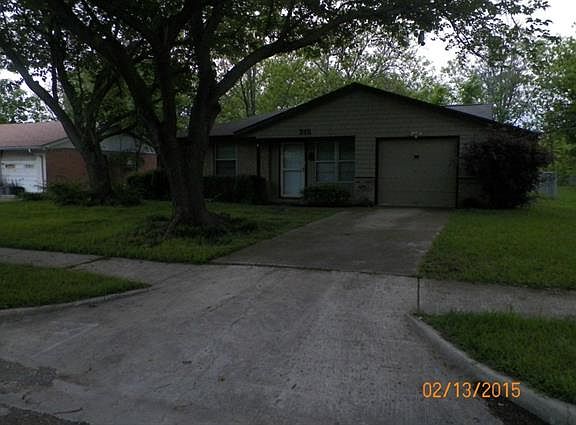 2nd image of 315 Phillip St