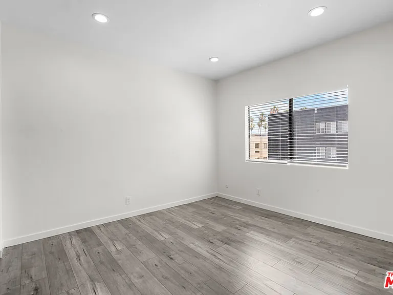 424 S Westmoreland Ave #306 — Photo 30