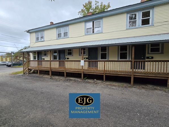 30 Victoria St APT 3, Keene, NH 03431