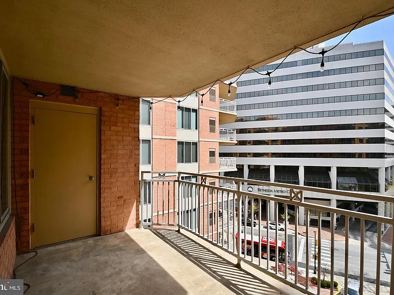 7500 Woodmont Ave #S712 — Photo 23
