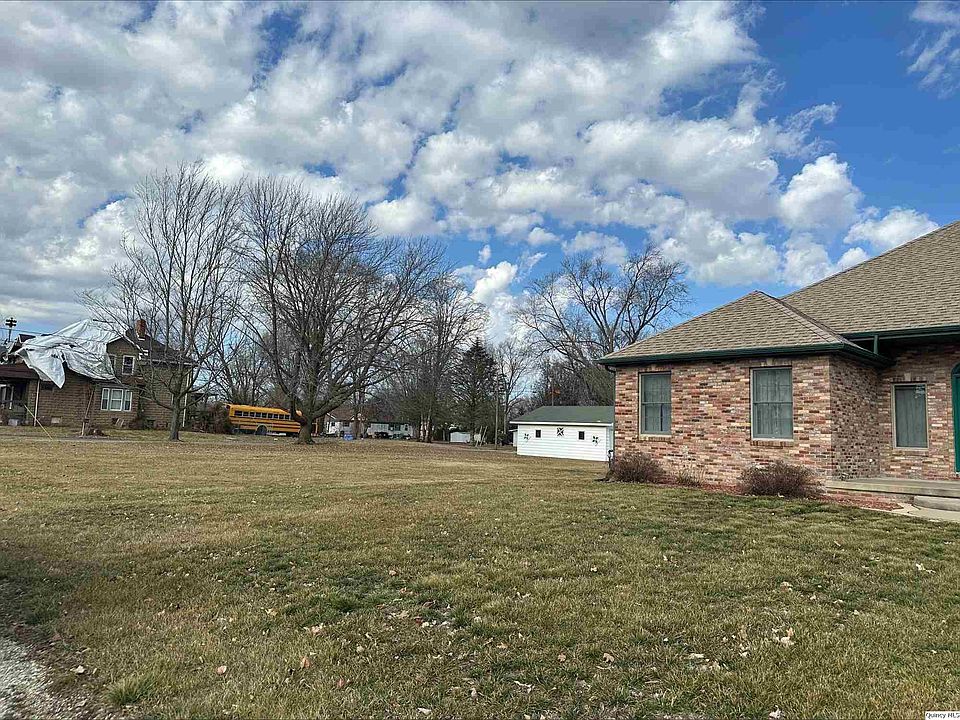 205 E State St, Astoria, IL 61501 Zillow