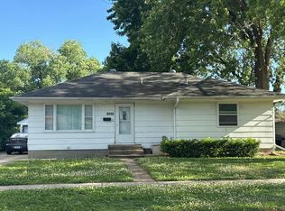 1007 11th St NE, Mason City, IA 50401
