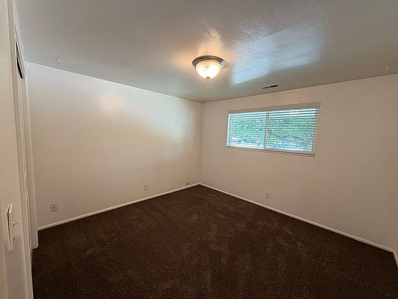 2nd image of 318 S 150 W #318