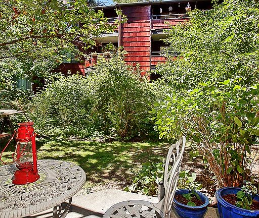5th image of 8937 Ravenna Ave NE #8937