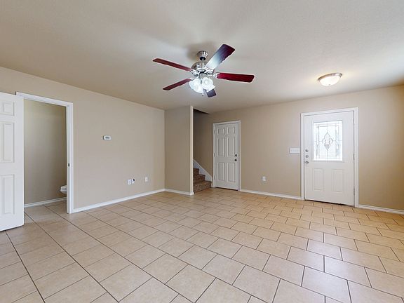 5th image of 812 Parkplace Rdg