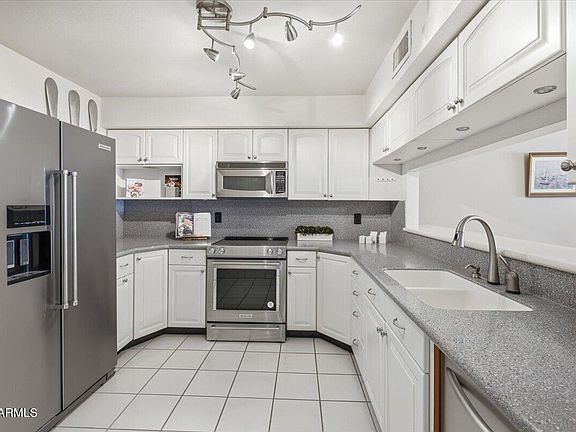 3rd image of 1320 E MARNY Road
