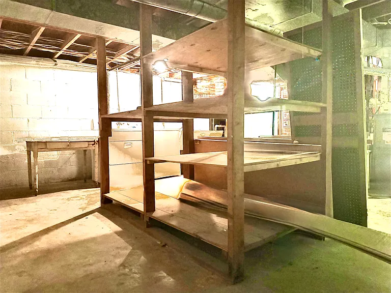503 Hessel Blvd — Photo 85