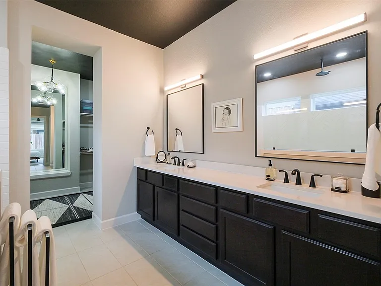 2310 Precision Ln — Photo 32