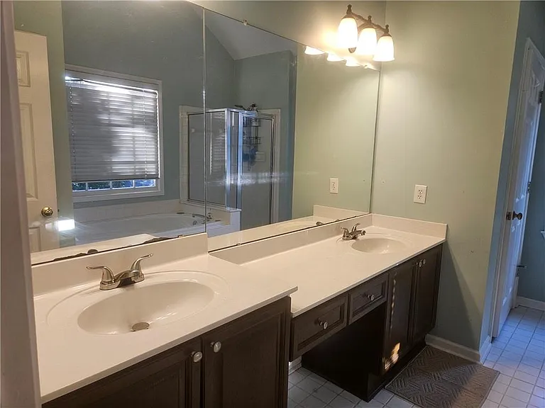 2545 Cobble Creek Ln — Photo 14