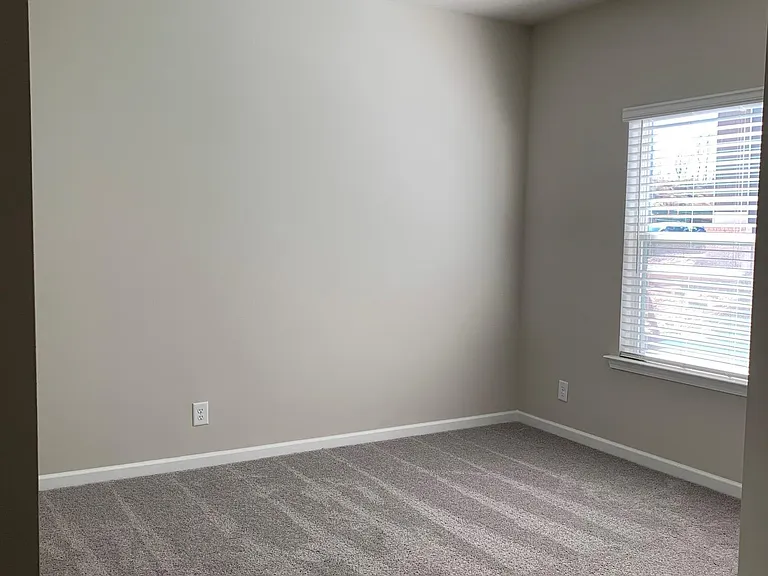 4570 Grenadine Cir — Photo 22