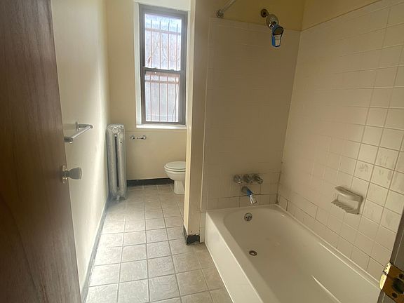 5th image of 1100 S 46th St APT 1B