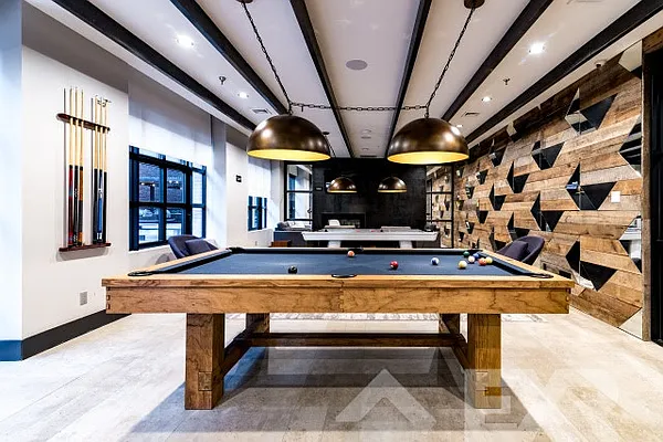 Rented by EXR | media 5