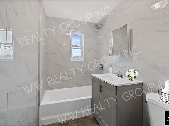 2nd image of 3226 Corsa Ave #2