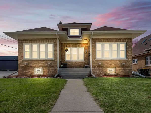 2323 North 73rd STREET, Wauwatosa, WI 53213