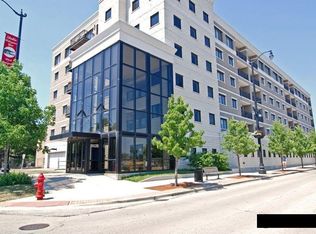 8828 Niles Center Rd APT 310, Skokie, IL 60077