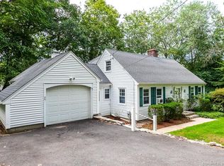 7 Beech Dr, Norwich, CT 06360