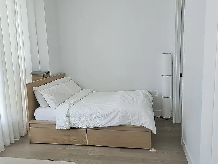 2243 Jackson Ave #4H — Photo 3