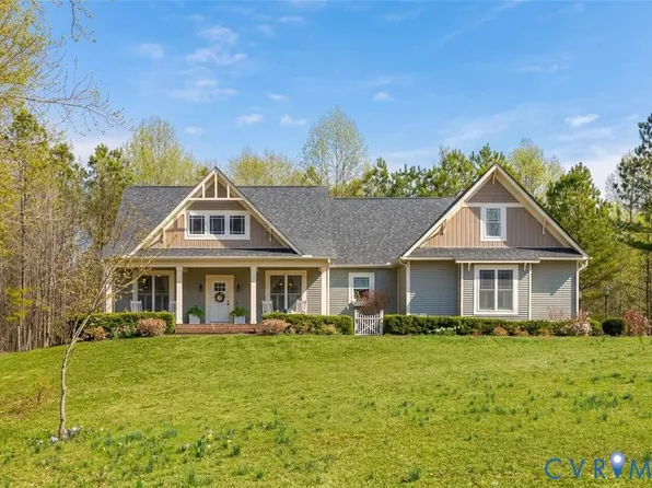 8171 Hidden Valley Ct, Amelia Court House, VA 23002