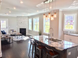 32 Jackson Rd #B, Somerville, MA 02145