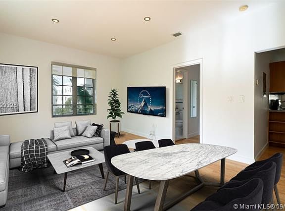 2nd image of 815 Euclid Ave #3