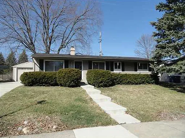 2849 Canterbury Rd, Ann Arbor, MI 48104