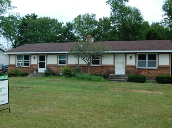 6580 Henry St, Allendale, MI 49401