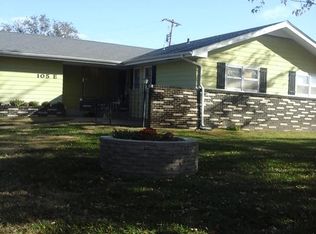 105 E Ray Ave, Salina, KS 67401