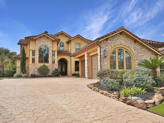 4th image of 16203 Villa Fontana Way