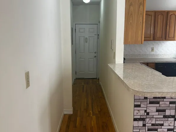 845 Blvd East image 11 of 19