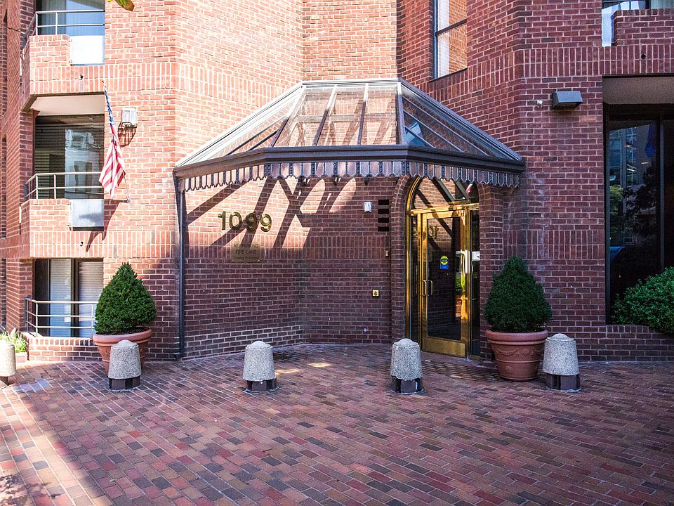 at 1099 22nd Street NW, just off Washington Circle