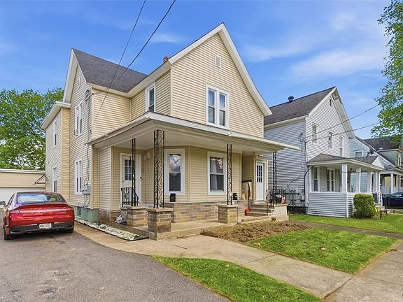2nd image of 307 1st Ave