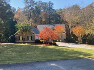 1020 Troublesome Creek Ln, Greensboro, GA 30642