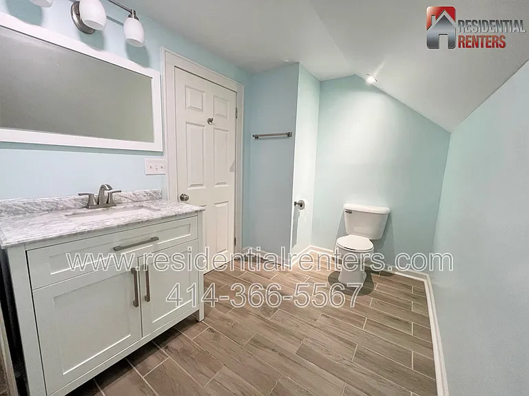 2369 N 61st St — Photo 10