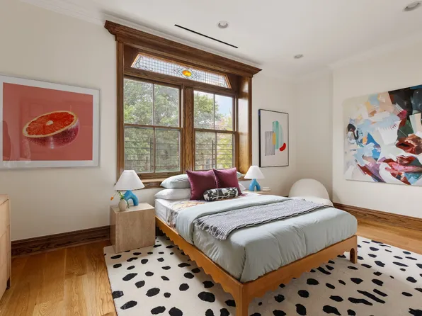 577 Jefferson Avenue image 13 of 15