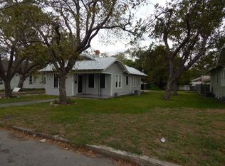 591 Avenue A, New Braunfels, TX 78130