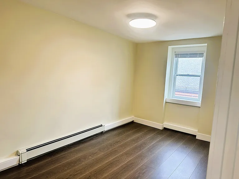 15 Clark St #3 — Photo 5